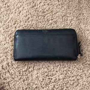 Fossil wallet